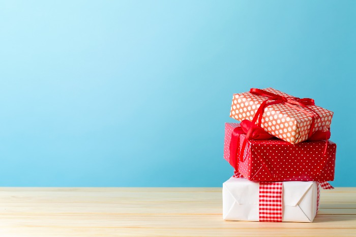 Weihnachtsgeschenke, gestapelt, küsten-kids, fashion, mode-geschenke